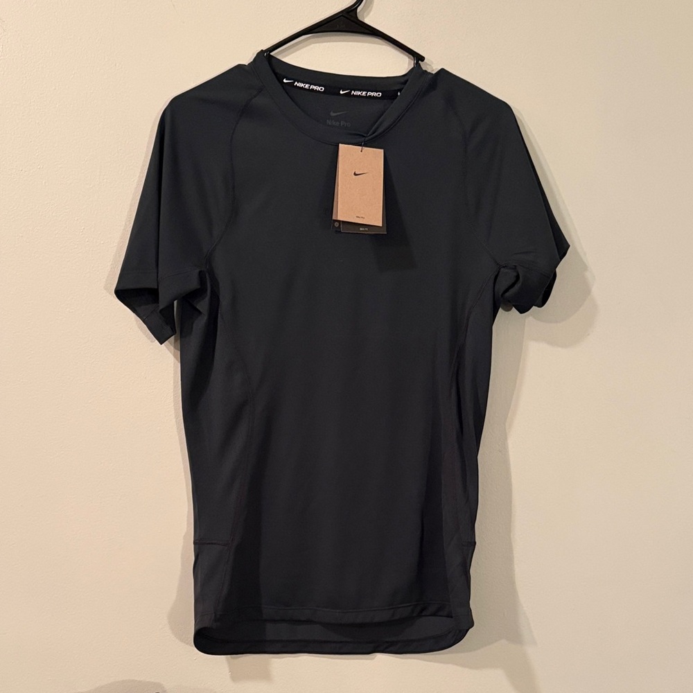 Nike Pro Men's Dri-Fit Dark Green Short Sleeve Tee NWT